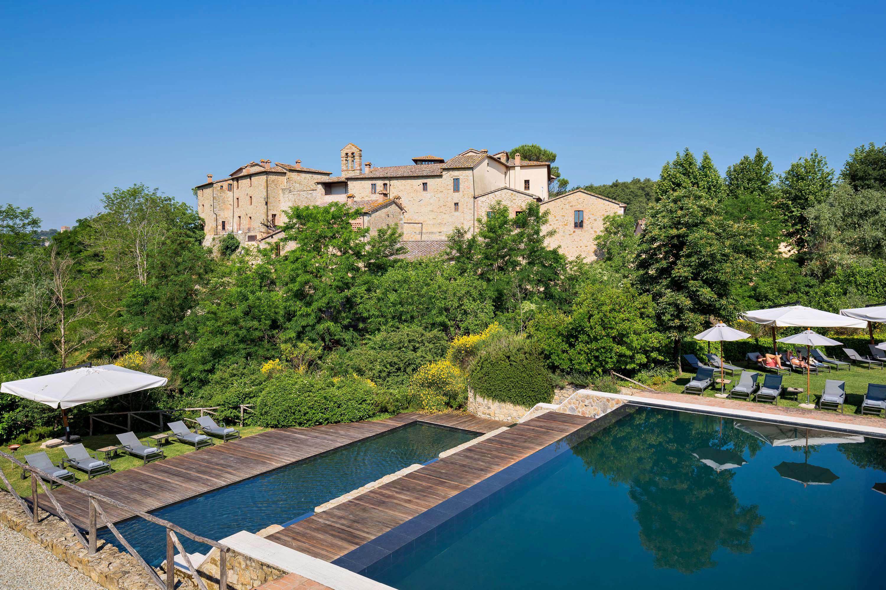 Castel Monastero - The Leading Hotels Of The World Castelnuovo Berardenga Bagian luar foto