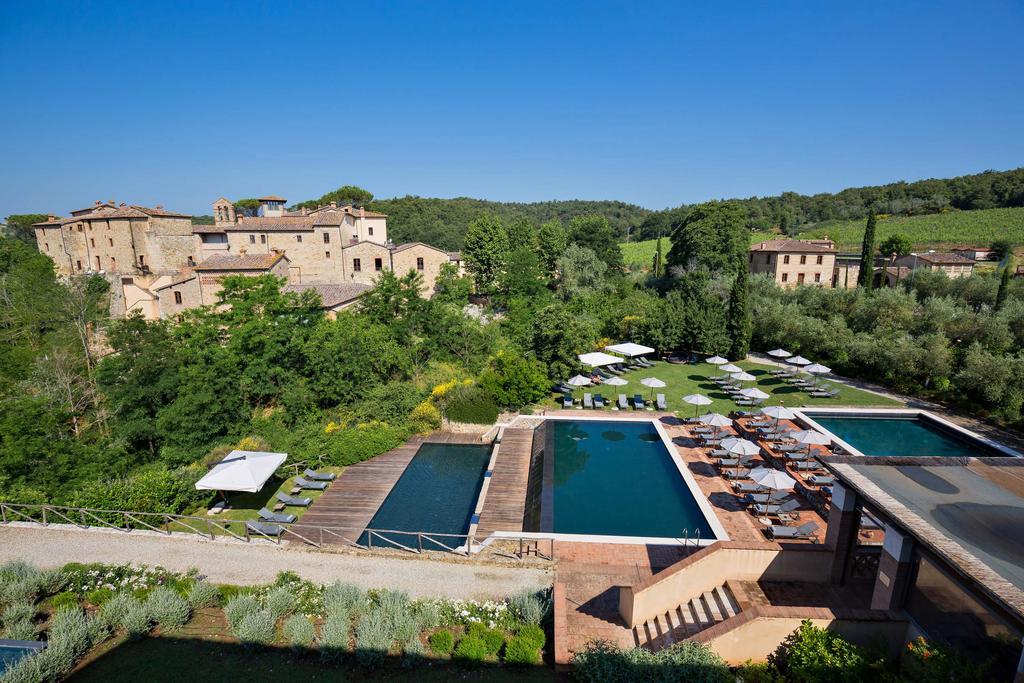 Castel Monastero - The Leading Hotels Of The World Castelnuovo Berardenga Bagian luar foto